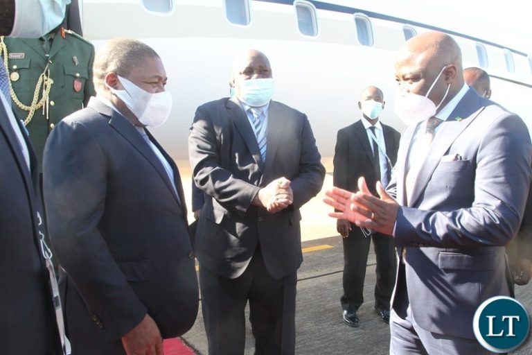 Mozambican President Filipe Nyusi  arrives in Zambia
