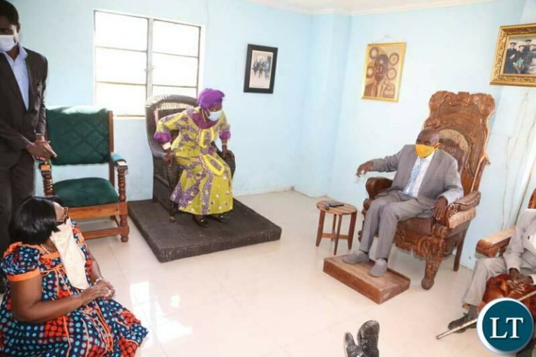 Prof Nkandu Luo and  Vice President Inonge Wina meeting Chief Chitimukulu in Pictures