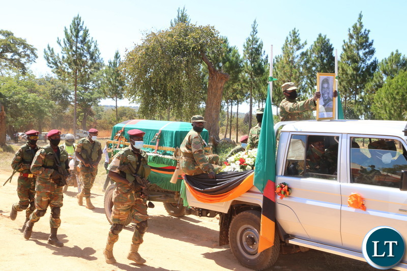 The funeral cortage of the late first Zambian President Kenneth Kaunda arrive at Lubwa mission. School grounds in Chinsali 