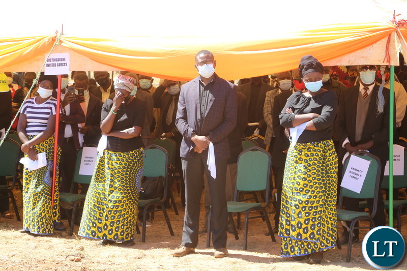 Close relatives of the late first Zambian President Kenneth Kaunda mourn him during funeral Service at Lubwa School mission grounds in Muchinga