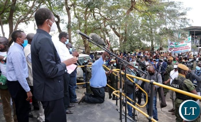 President Lungu addressing supporters in Chililabombwe