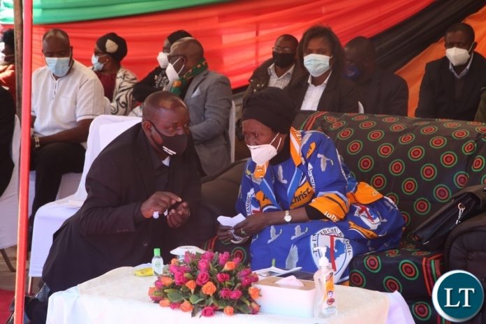 Vice-President ,Inonge Wina confers with Muchinga Province Permanent Secretary, Davison Mulenga when body of the late the First President of Zambia Dr.Kenneth kaunda was in Chinsali Vice-President ,Inonge Wina confers with Muchinga Province Permanent Secretary, Davison Mulenga when body of the late the First President of Zambia Dr.Kenneth kaunda was in Chinsali