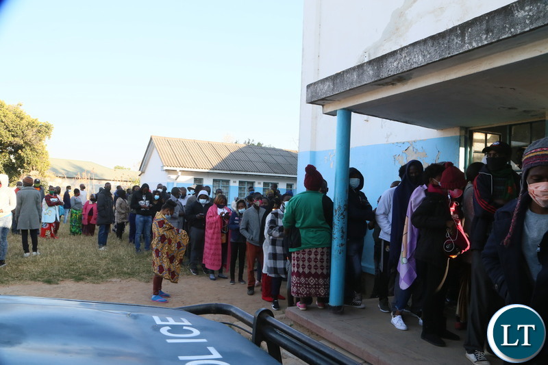 Thousands of people queue to cast there votes at silverest polling in Chongwe District 