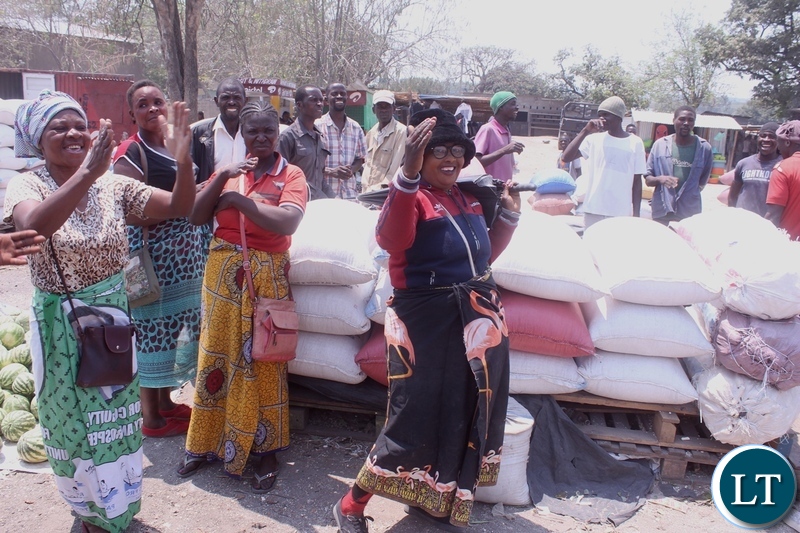 Traders at Mongu Central Market jubilating after Mongu District Mayor Nyambe Matakala denounced caderism in the market and the need to form a new committee in order for sanity to occur at the Market in Mongu Western Province
