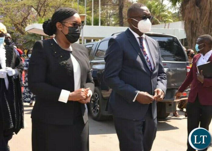 Mayor of Kitwe Mpasa Mwaya with Local Government Minister Garry Nkombo