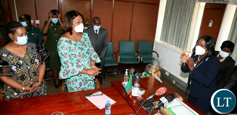  Vice President Mutale Nalumango greet the Wife of Zambia Army Commander Stella Alibuzwi and wife of Zambia Airforce Commandant Sharmaine Barry during the courtesy call of the Service Chiefs spouses at her office 