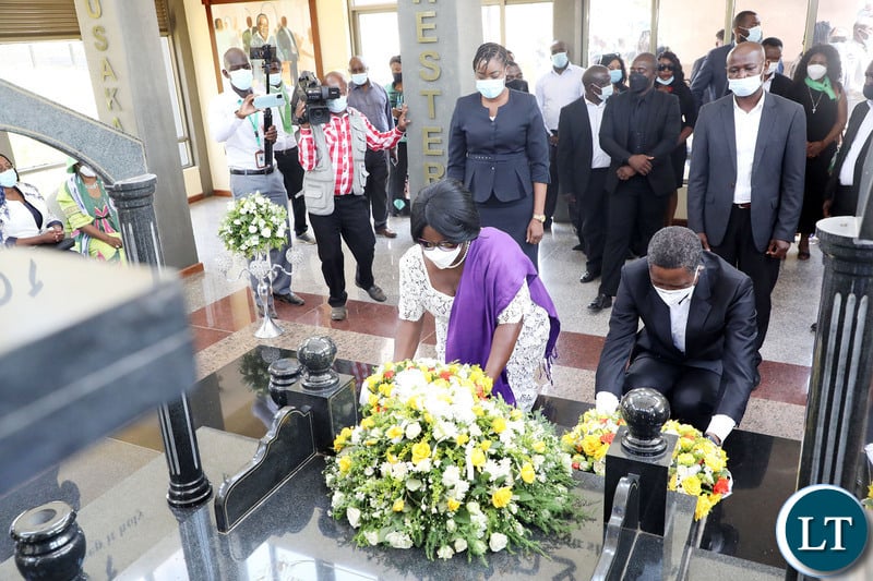 Former President Edgar Lungu and former first Lady Esther Lungu laying their wreaths on late President Sata's grave during the memorial Mass at Embassy Park in Lusaka on Thursday, October 28,2021-Picture by THOMAS NSAMA/ZANI