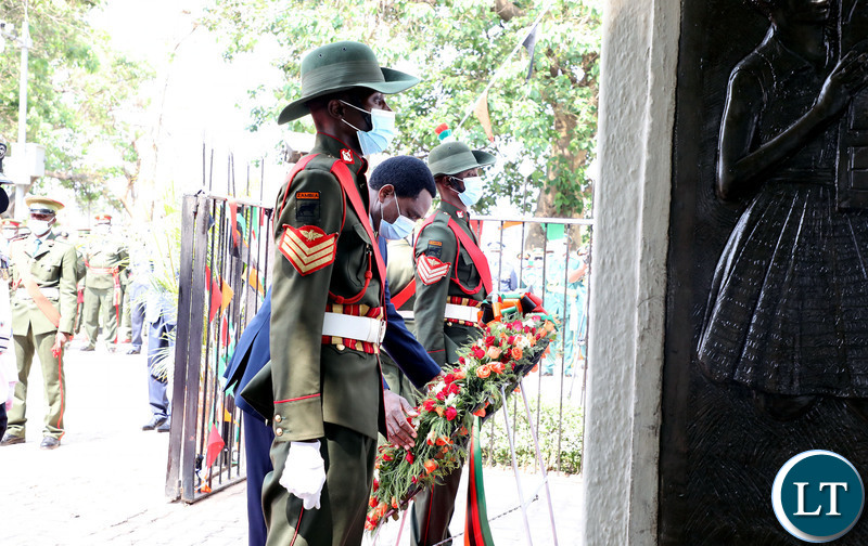 President Hakainde Hichilema laying his wreath at Freedom Statue to Mark Zambia's 57 th Independence Day Celebrations on Sunday, October 24,2021-Picture by THOMAS NSAMA/ZANIS