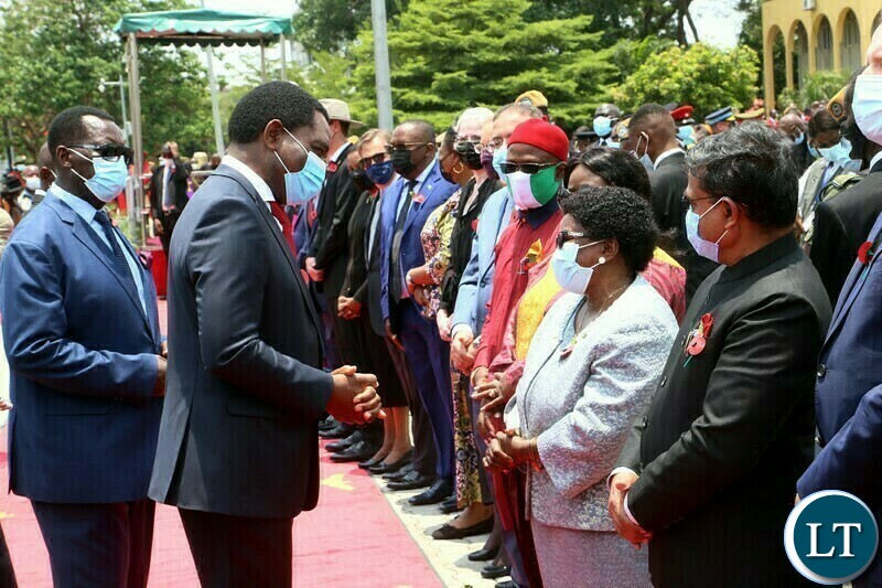 President Hakainde Hichilema interacts with Diplomats accredited to Zambia during the remembrance day of the first World War at the Cenotaph in Lusaka yesterday. Sunday, November 14, 2021. Picture by ROYD SIBAJENE/ZANIS