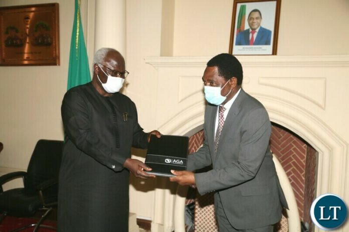 Head of African Union Election Observe in Zambia Former President of Sierra Leone Enerst Koroma presents the August 2021 Election Report to President Hakainde Hichilema at State House Head of African Union Election Observe in Zambia Former President of Sierra Leone Enerst Koroma presents the August 2021 Election Report to President Hakainde Hichilema at State House