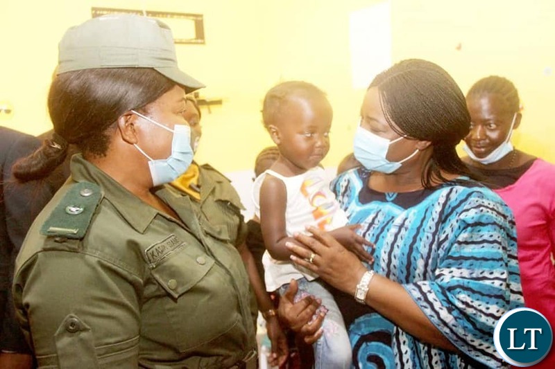 First Lady Mrs Huchilema visiting the Lusaka Central Female Correctional Centre.