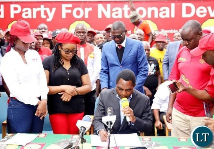 President Hichilema signing a Social Contract with Youths