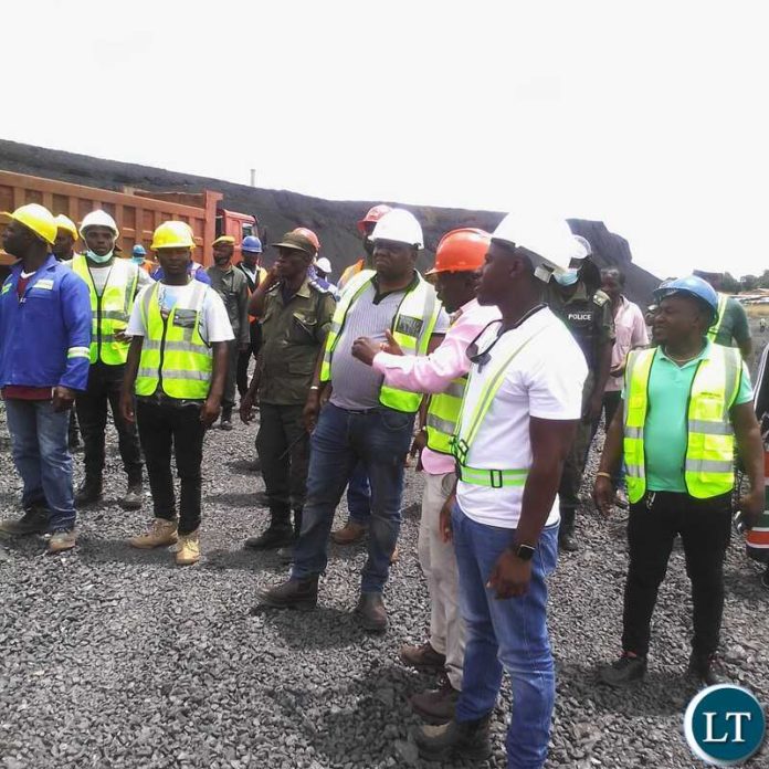 Minister of Mines Paul Kabuswe