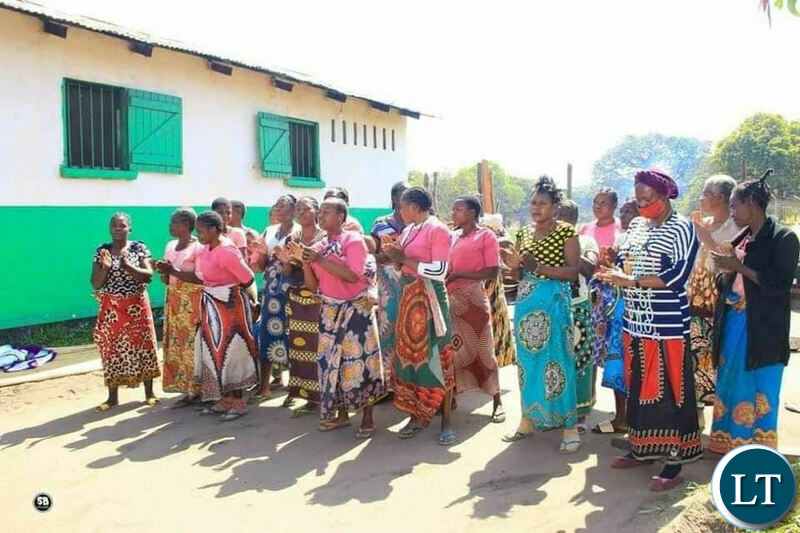 Pix: latest pictures of Mrs Phiri with other inmates at Mongu Prison 