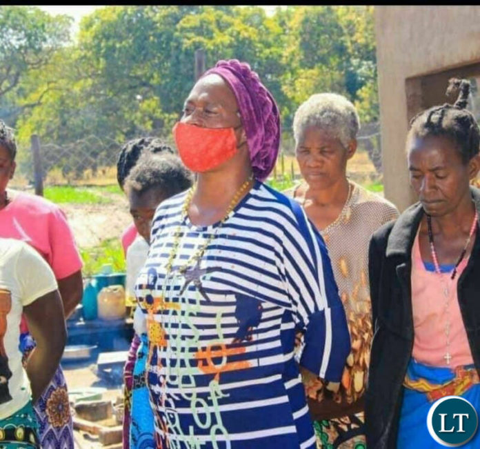 Pix: latest pictures of Mrs Phiri with other inmates at Mongu Prison