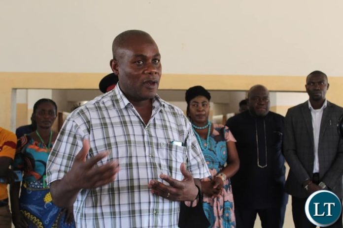 Luapula Province Minister Derrick Chilundika
