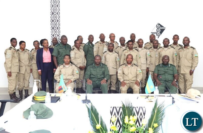 uvenal Marizamunda, Rwanda Correctional Services Commissioner General, and his Zambia counterpart Frederick Chilukutu during a meeting in Kigali on November 28.