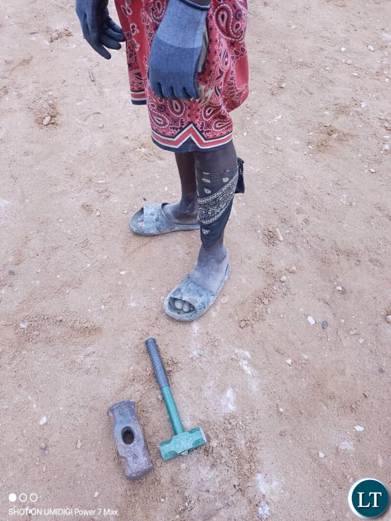 One of the miners in Mkushi. Picture by the Ministry of Green Economy and Environment