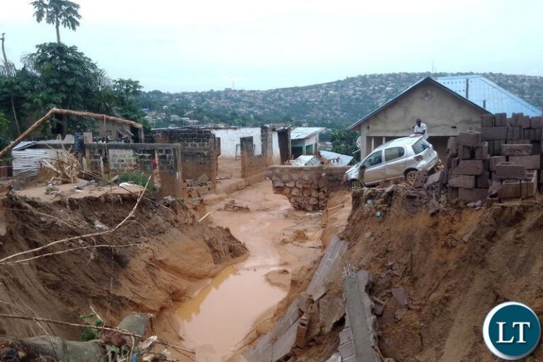 Corpses pile up after nearly 200 killed in Congo floods