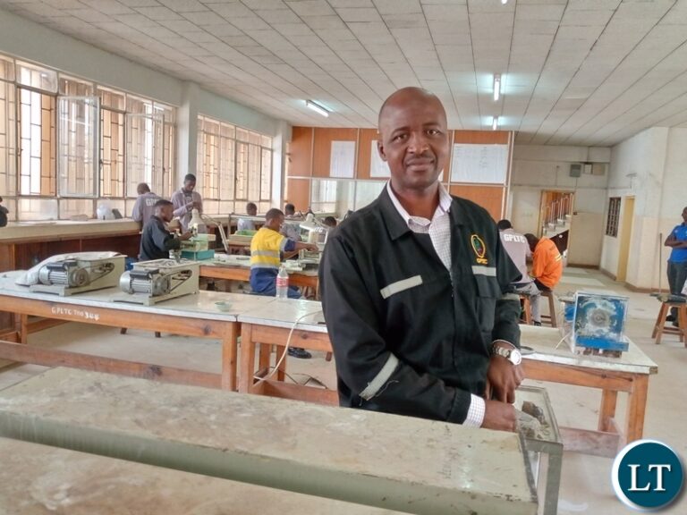 Academician Urges Skill Development for Gemstone Sector Growth and Revenue Boost