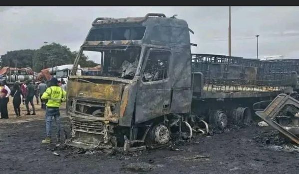 Fire burns Kasumbalesa bound trucks