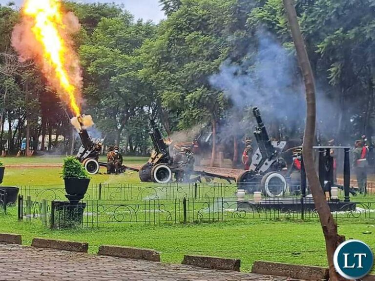 Burial Service of Late Lieutenant General Ronnie Shikapwasha in pictures