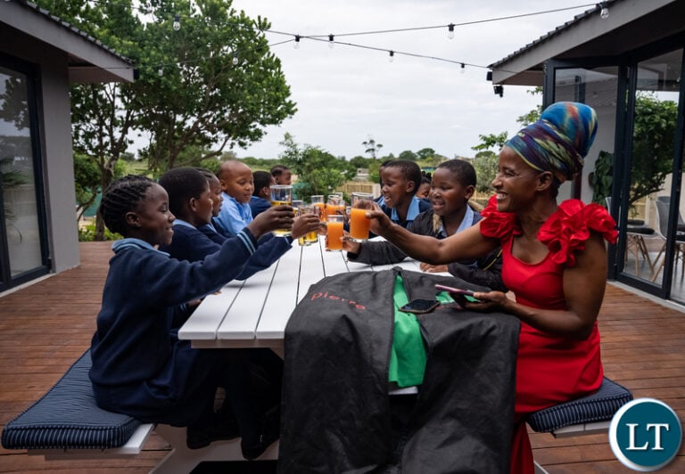 The Sodwana Bay Storytelling and Dive Centre excites Zambian environmental educators