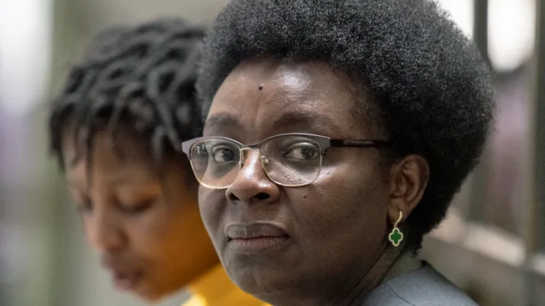 Victoire Ingabire: Rwandan opposition leader barred from election