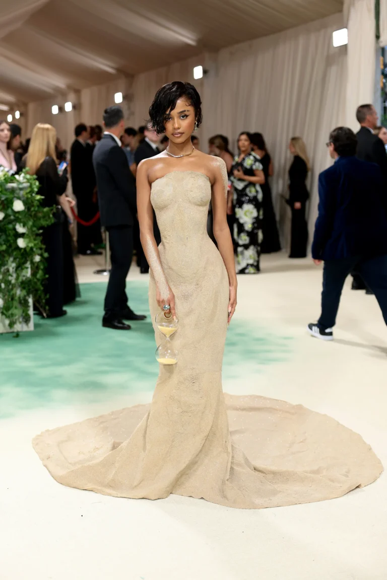 Tyla Levitates Up 2024 Met Gala Steps in Stunning Balmain Ensemble