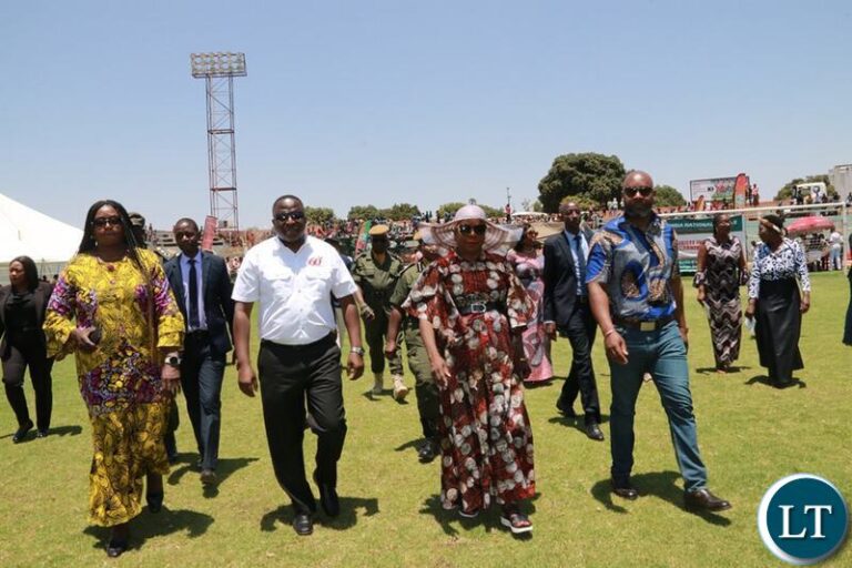 Veep Attends Independence Carnival