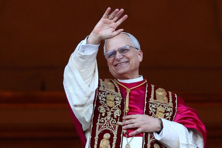 “Breaking Barriers: American Cardinal Robert Prevost Becomes Pope Leo XIV”