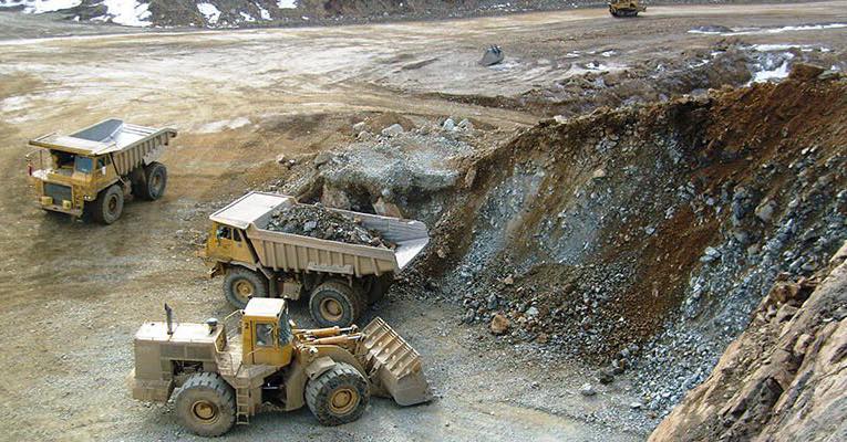 Government Issues 90 Mining Licenses to Mufumbwe Cooperatives, Moves to Formalise Gold Mining
