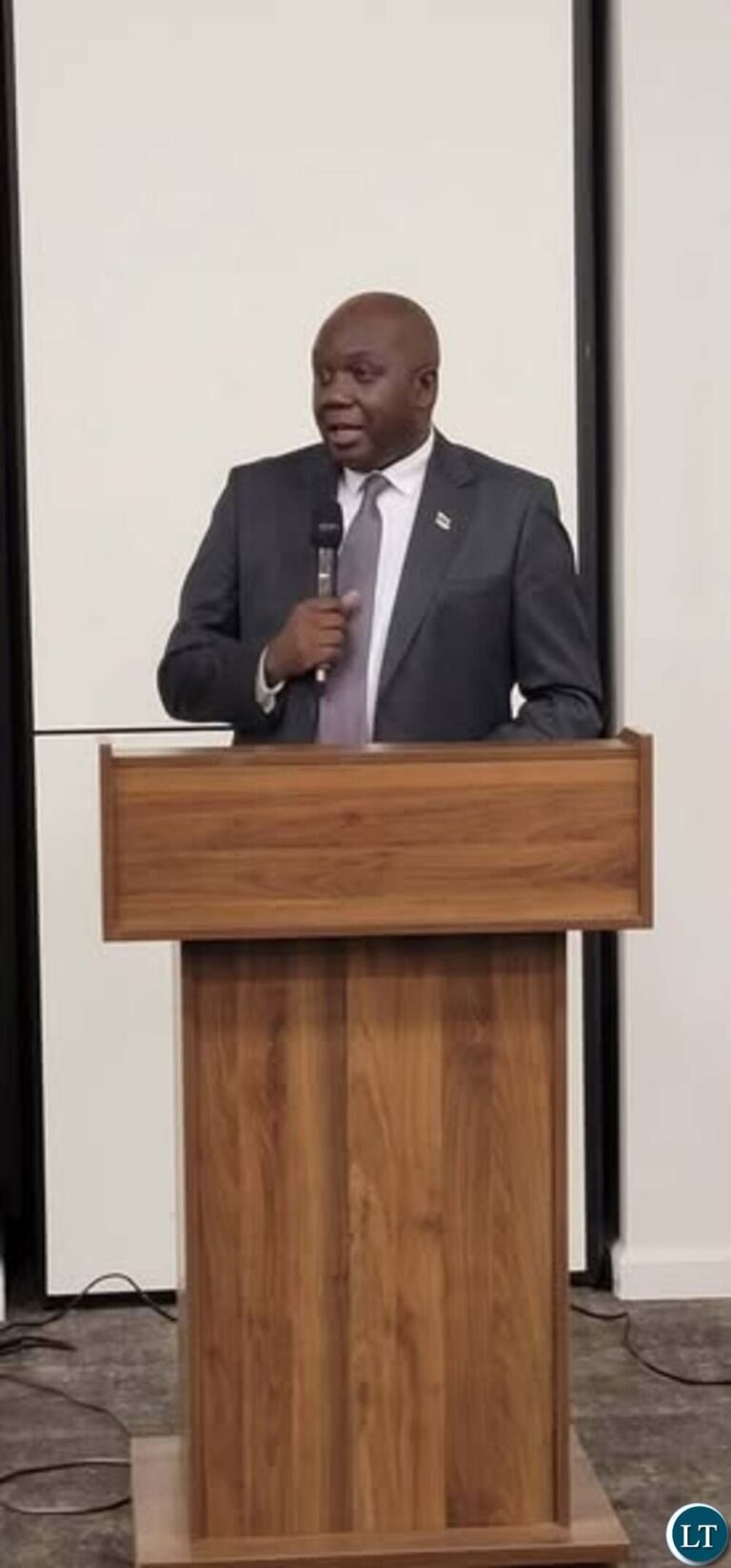 Kafue Town Council urged to intensify road maintenance works