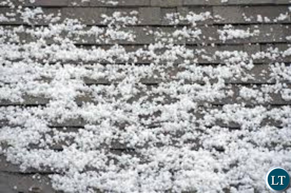 ‎Hail storm damages roofs for 10 houses in Ndola
