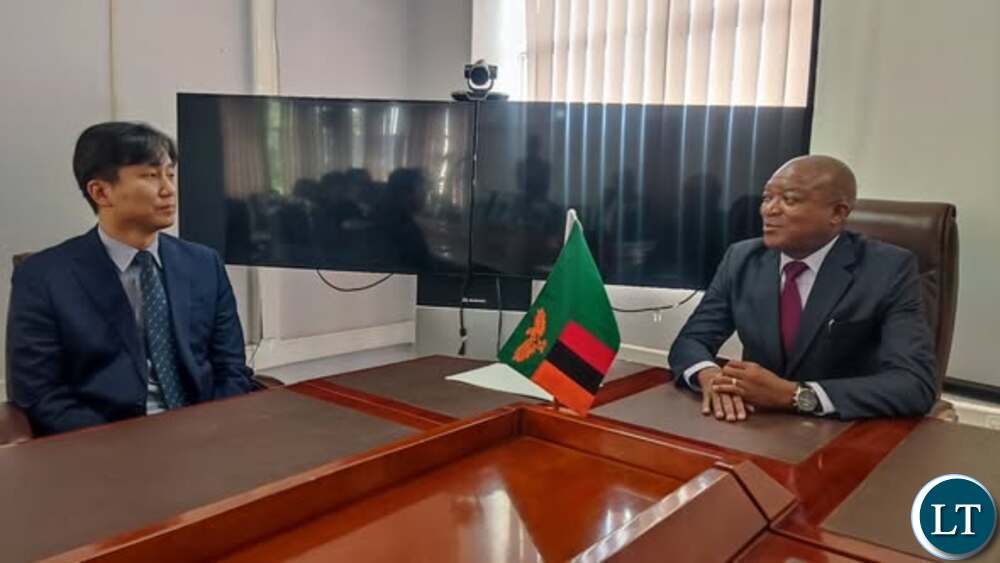 Minister Syakalima Thanks International Youth Fellowship for School Programs