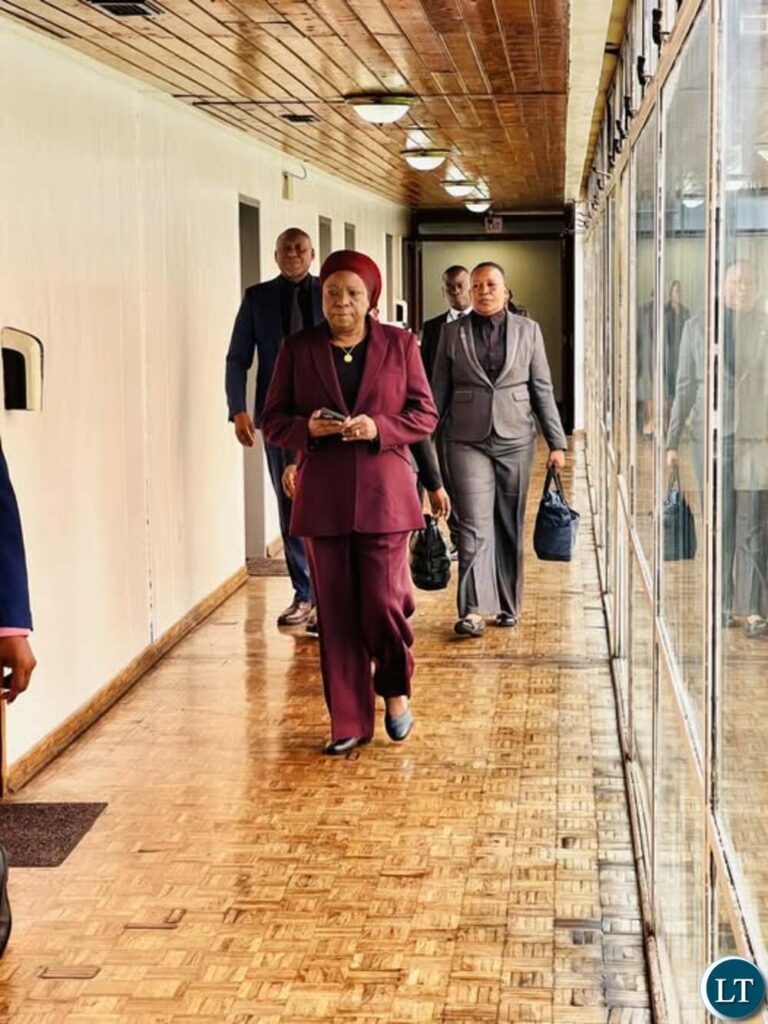 Vice-President Arrives at Parliament for Critical Bill 7 Deliberations