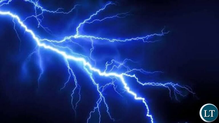 Lightning kills three in Chiundaponde