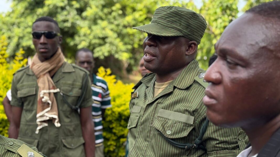 Makebi Zulu Chases Police From Residence in Malambo