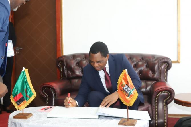  Hakainde Hichilema Announces Recruitment of 2,000 Teachers and 2,000 Health Workers