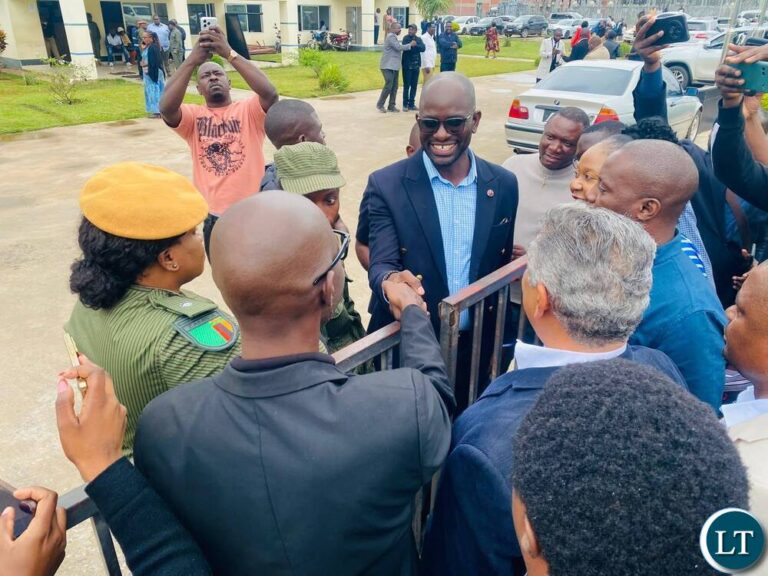 Opposition Leaders Gather at Ibex Police Over Mundubile Detention