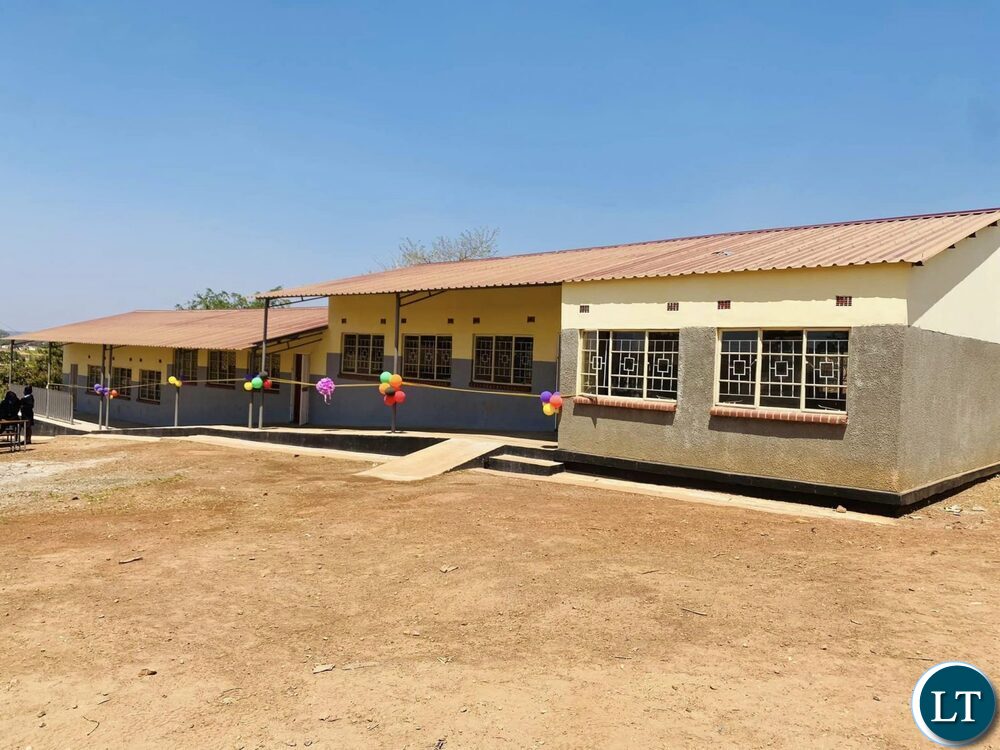 Govt. commissions 1×3 classroom block at Siameja School in Zimba