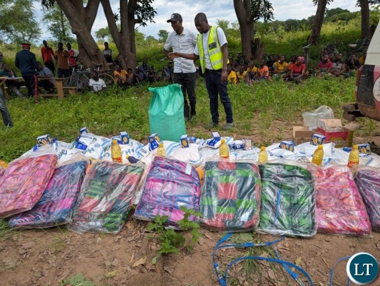 DMMU directs district offices to distribute palm dates to flood victims
