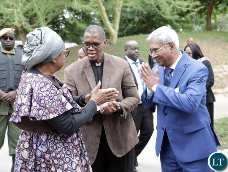 Veep advises the Church on Bible translation