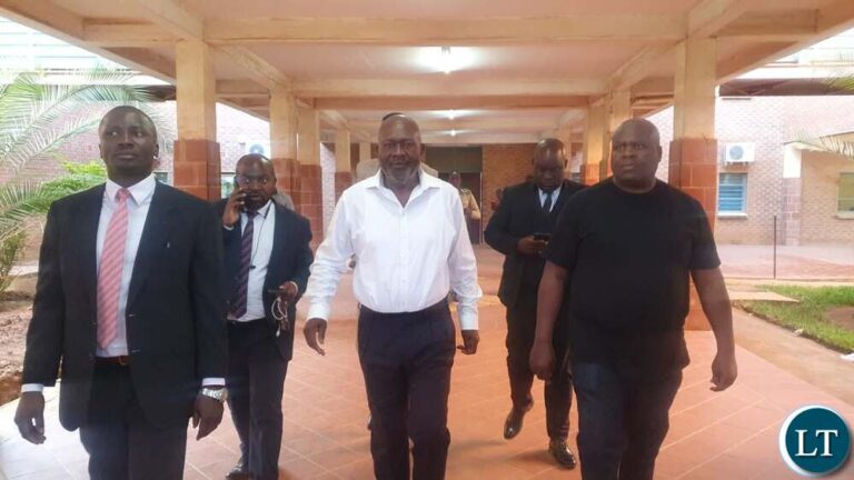State Opposes Bail for Former Spy Chief